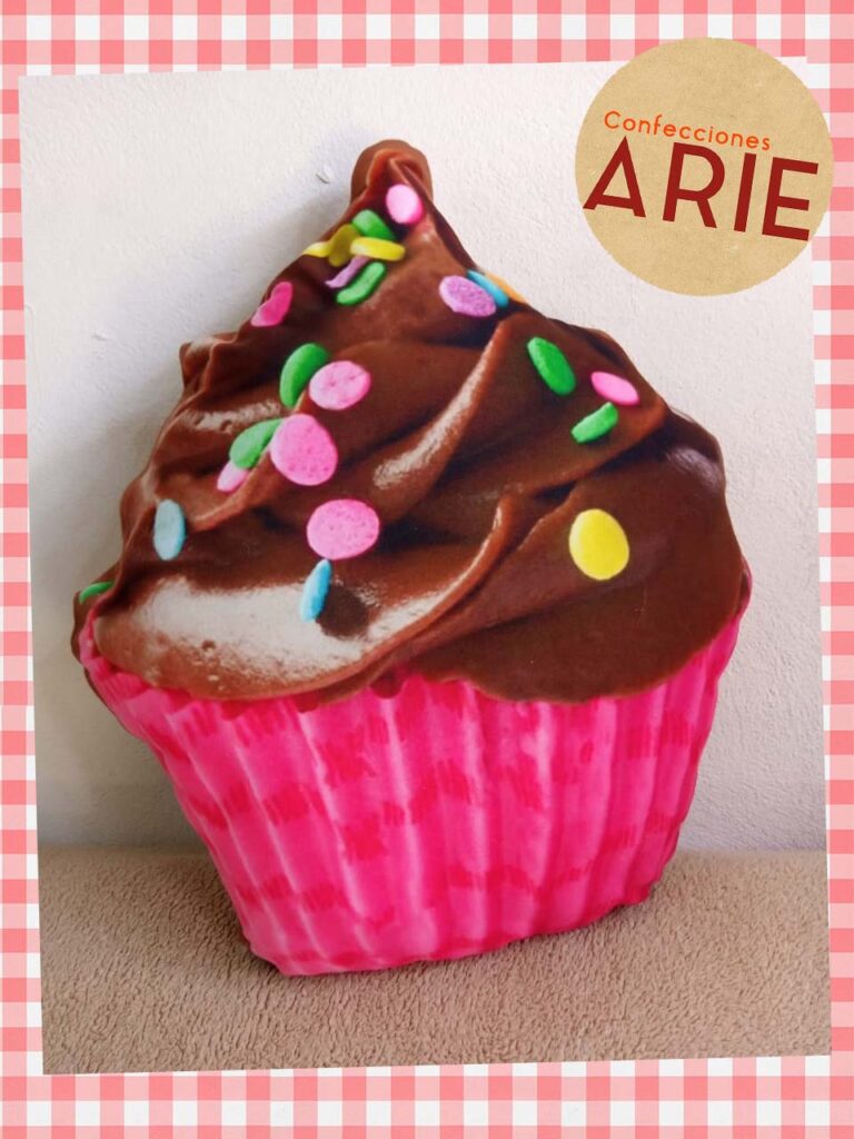 Almohada Cupcake Chocolate con Chispas