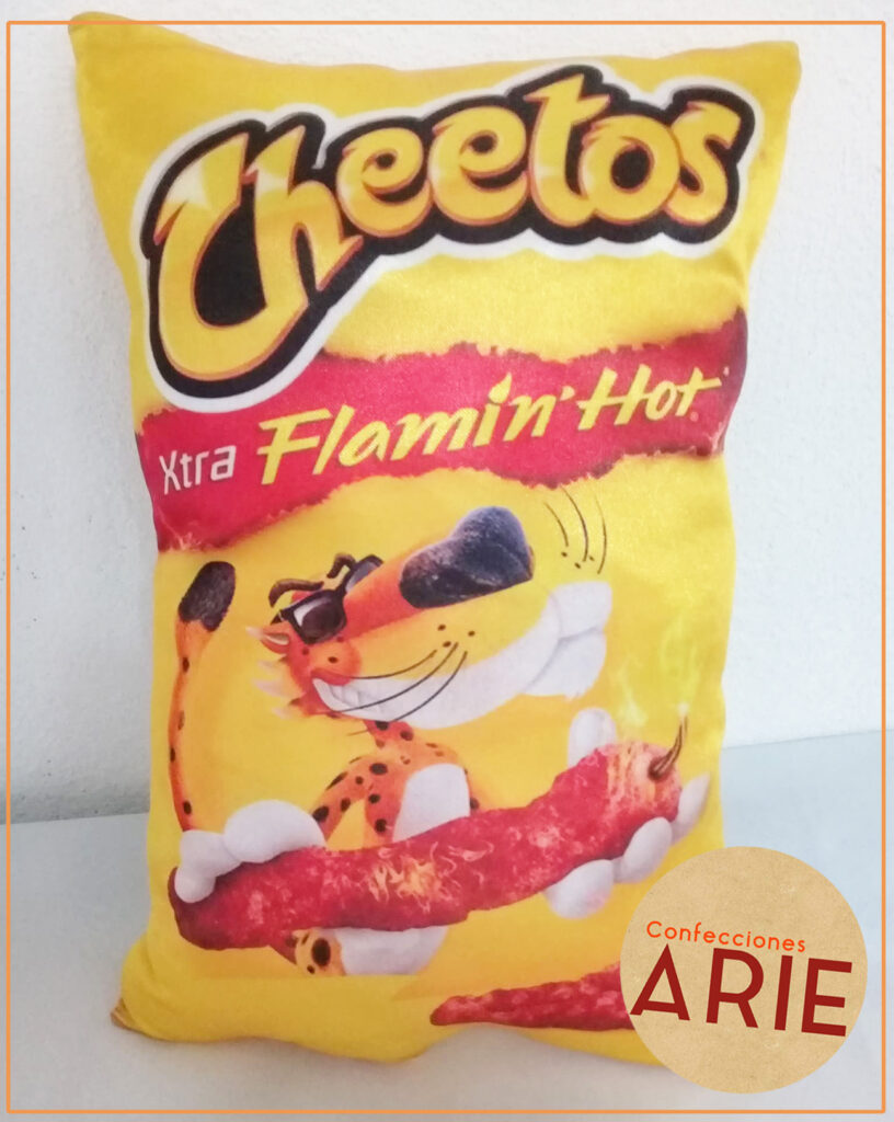 Almohada Cheetos Flaming Hot